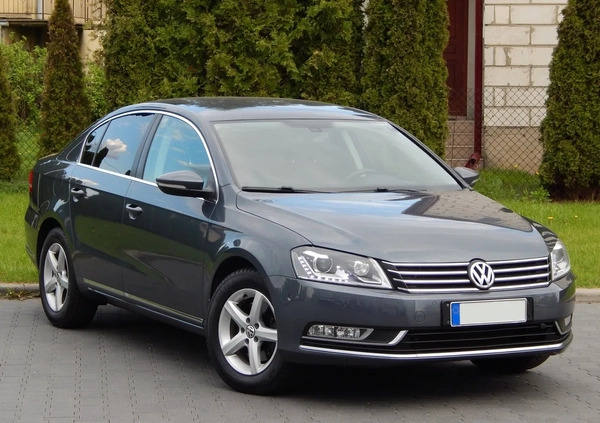 Volkswagen Passat cena 34900 przebieg: 237200, rok produkcji 2013 z Łosice małe 137